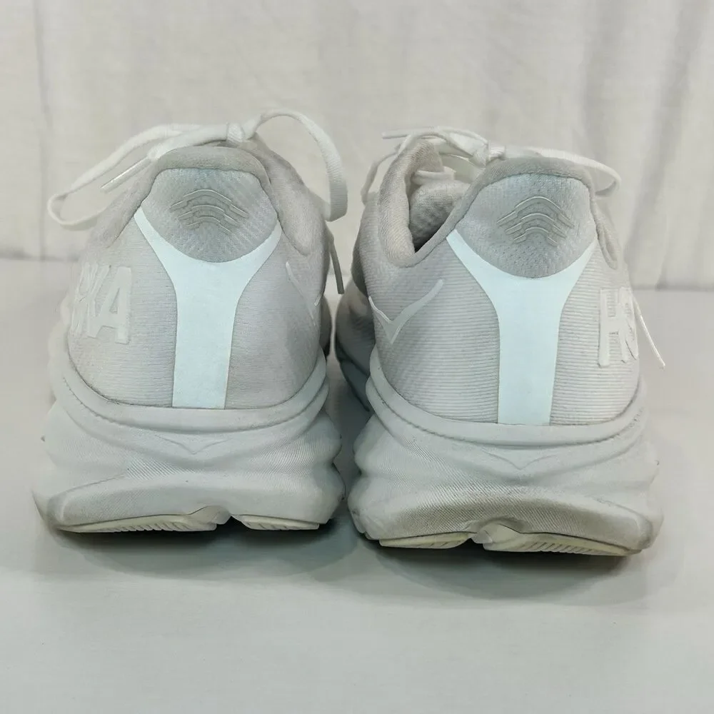 Hoka One One Clifton 9 Women's Size 10.5B Triple White Running Shoes Sneakers